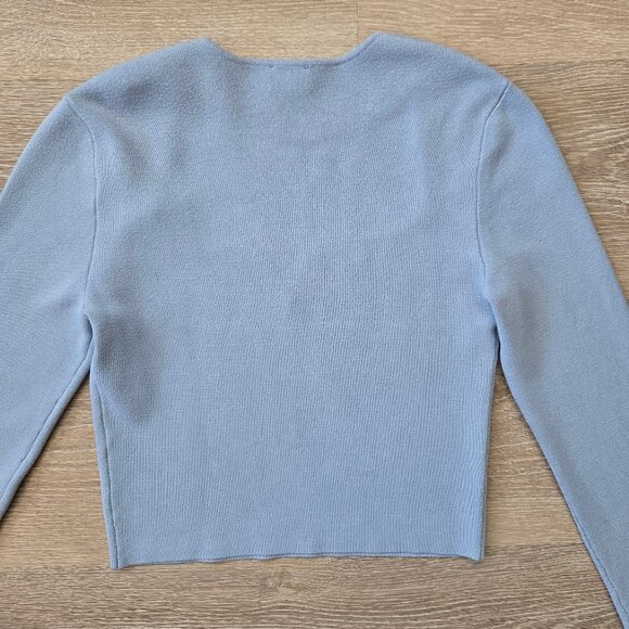 Abercrombie & Fitch Sweetheart Slim Semi Cropped Sweater Light Blue Size Small - Picture 13 of 17
